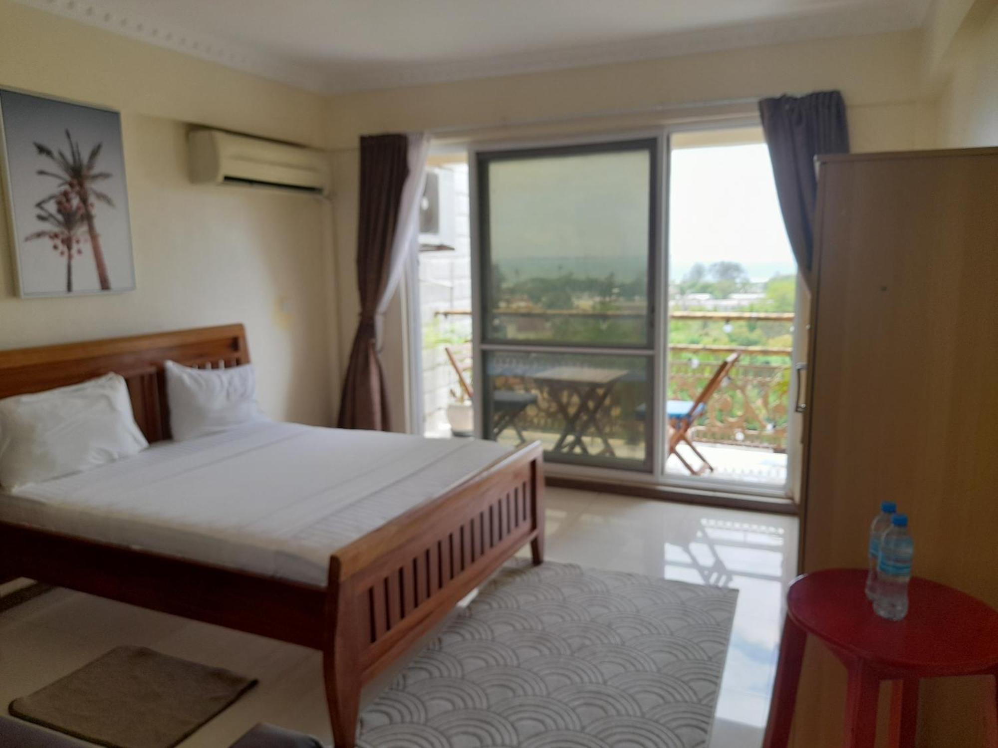 Bed and Breakfast Seaview Point Дар-эс-Саламе Номер фото